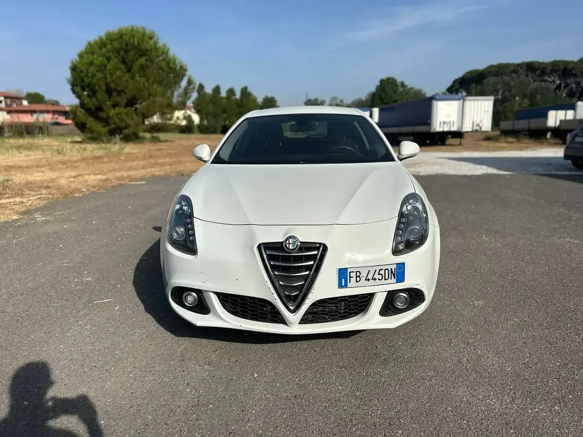 Usata Alfa Romeo Giulietta Progression 105 CV (77 kW) 2015 Other Utilitaria
