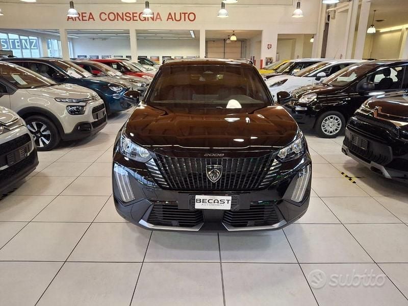 Nuova Peugeot 2008 Allure 101 CV (74 kW) 2025 Nero SUV