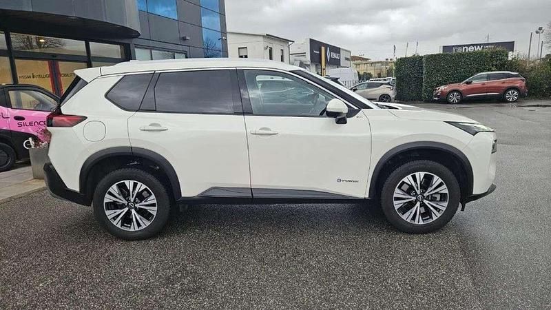 Usata Nissan X-Trail N-Connecta 158 CV (116 kW) 2024 Bianco SUV