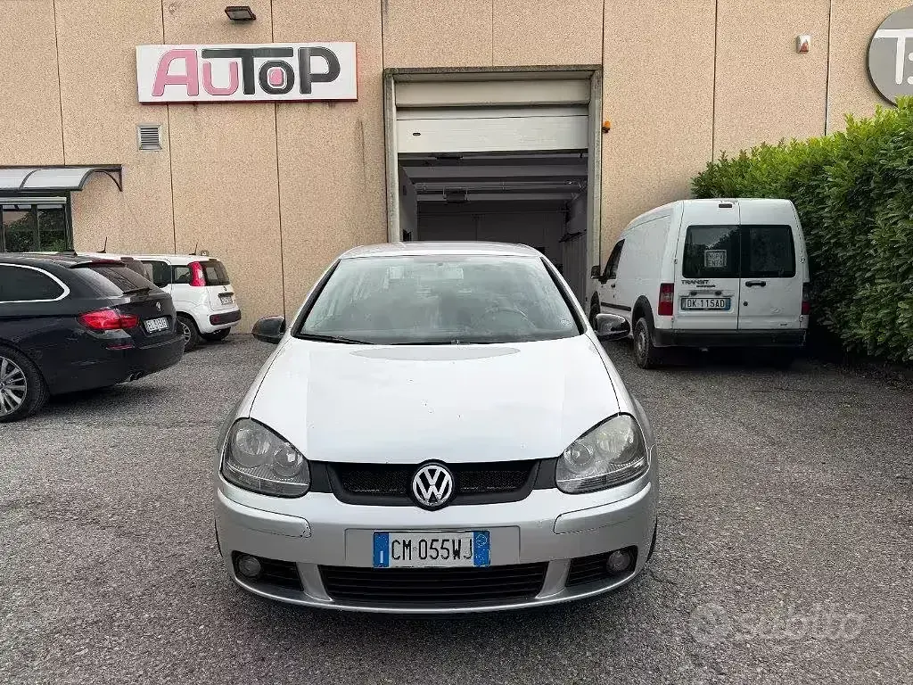 Usata VW Golf IV Comfortline 140 CV (102 kW) 2004 Grigio Berlina