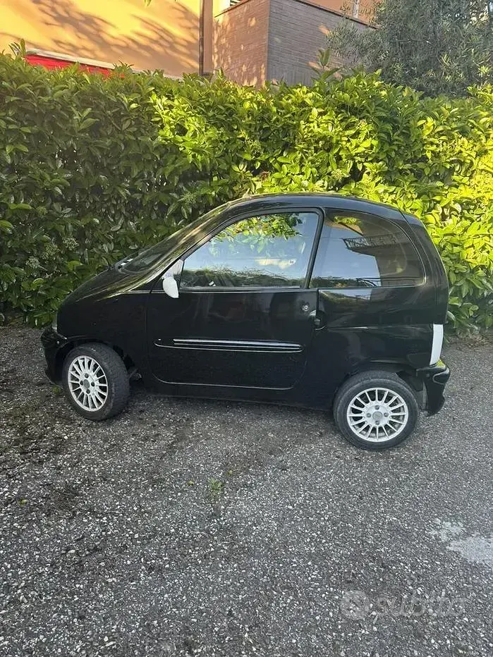 Usata Ligier Nova 2002 Nero Utilitaria