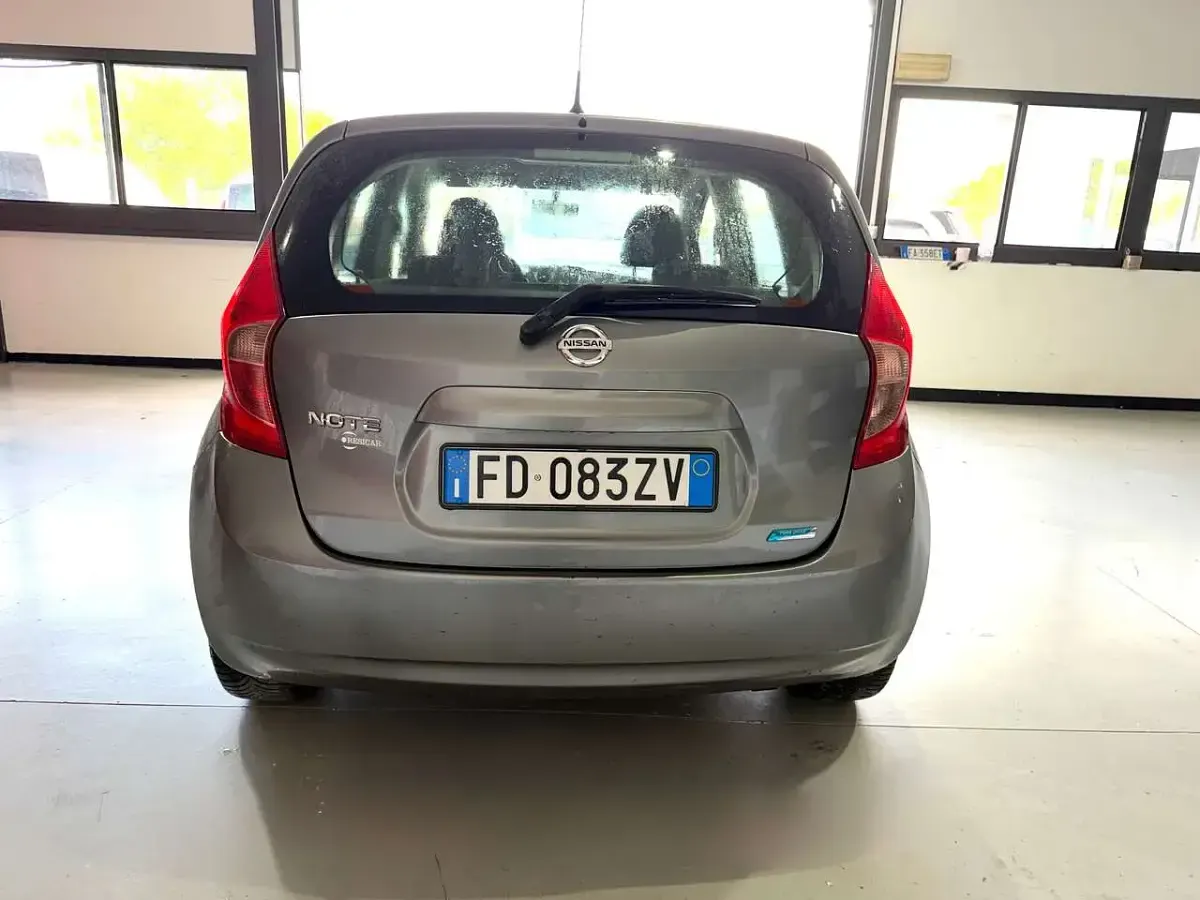 Usata Nissan Note Tekna 90 CV (66 kW) 2016 Grigio Utilitaria