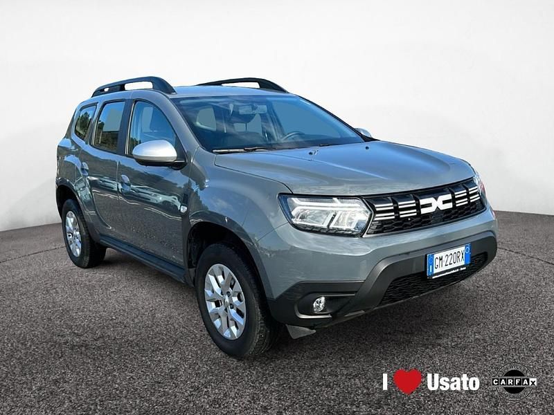 Käytetty Dacia Duster Extreme 101 HP (74 kW) 2023 Harmaa Katumaasturi