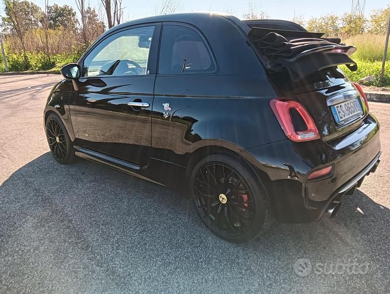 Usata Abarth 595C Turismo 307 CV (225 kW) 2013 Nero Cabrio