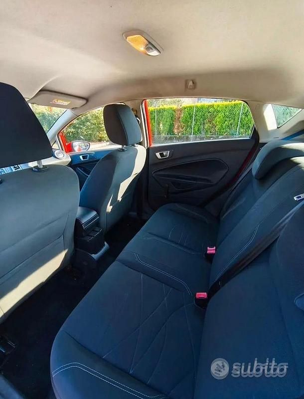 Usata Ford Fiesta 2016 Rosso Berlina