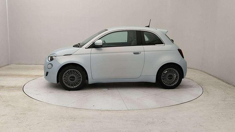 Usata Fiat 500e Icon 86 kW (118 CV) 2020 Azzurro Utilitaria
