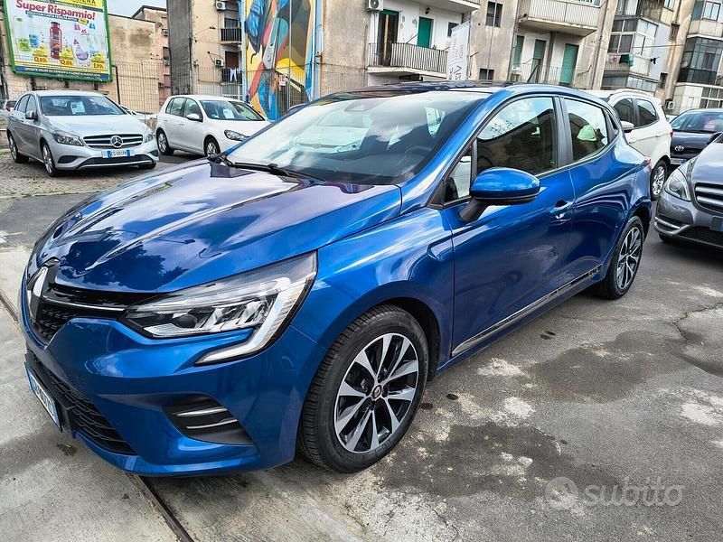 Usata Renault Clio V 86 CV (63 kW) 2020 Blu Berlina