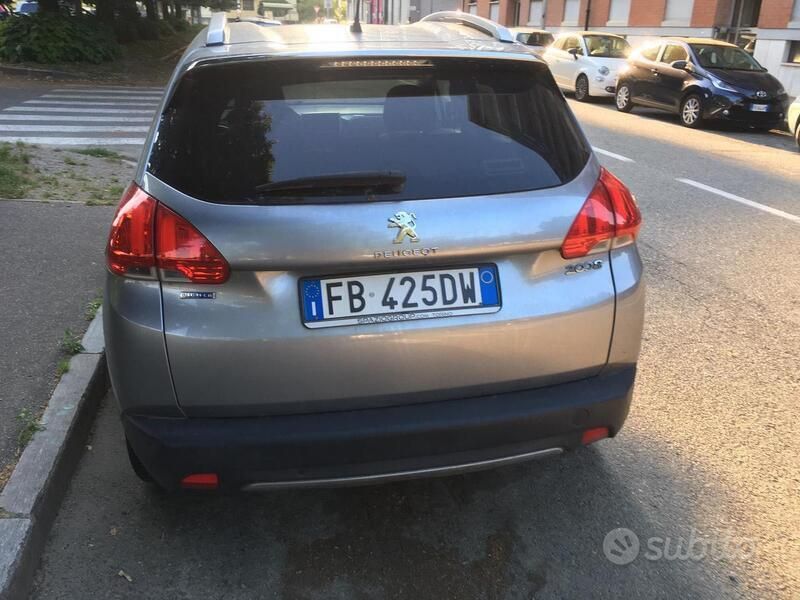 Usata Peugeot 2008 2015 Grigio SUV