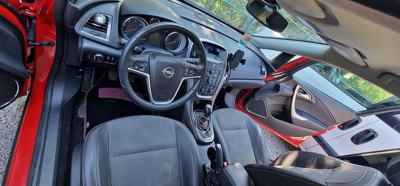 Usata Opel Astra 110 CV (80 kW) 2011 Station wagon