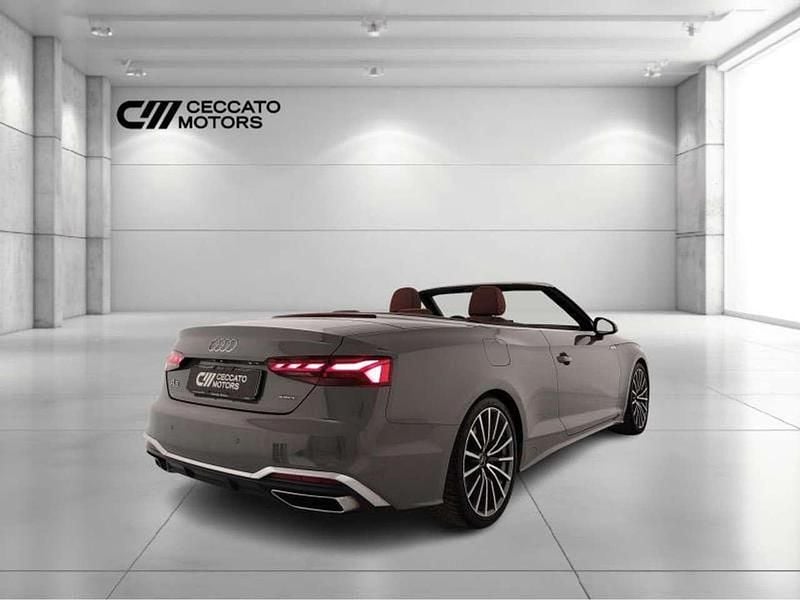 Usata Audi A5 Cabriolet S-Line 265 CV (194 kW) 2022 Grigio Cabrio