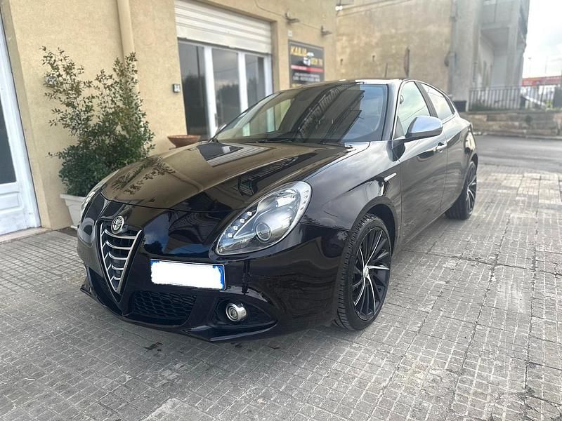 Usata Alfa Romeo Giulietta Progression 105 CV (77 kW) 2015 Nero Utilitaria