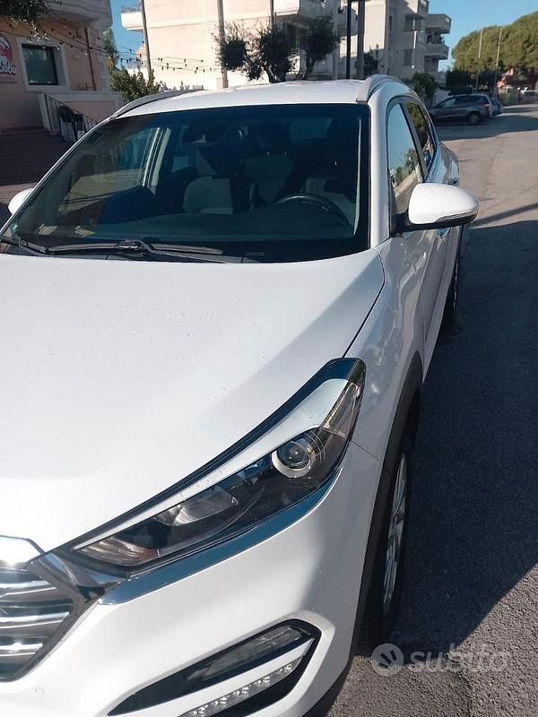 Usata Hyundai Tucson 116 CV (85 kW) 2017 Bianco SUV