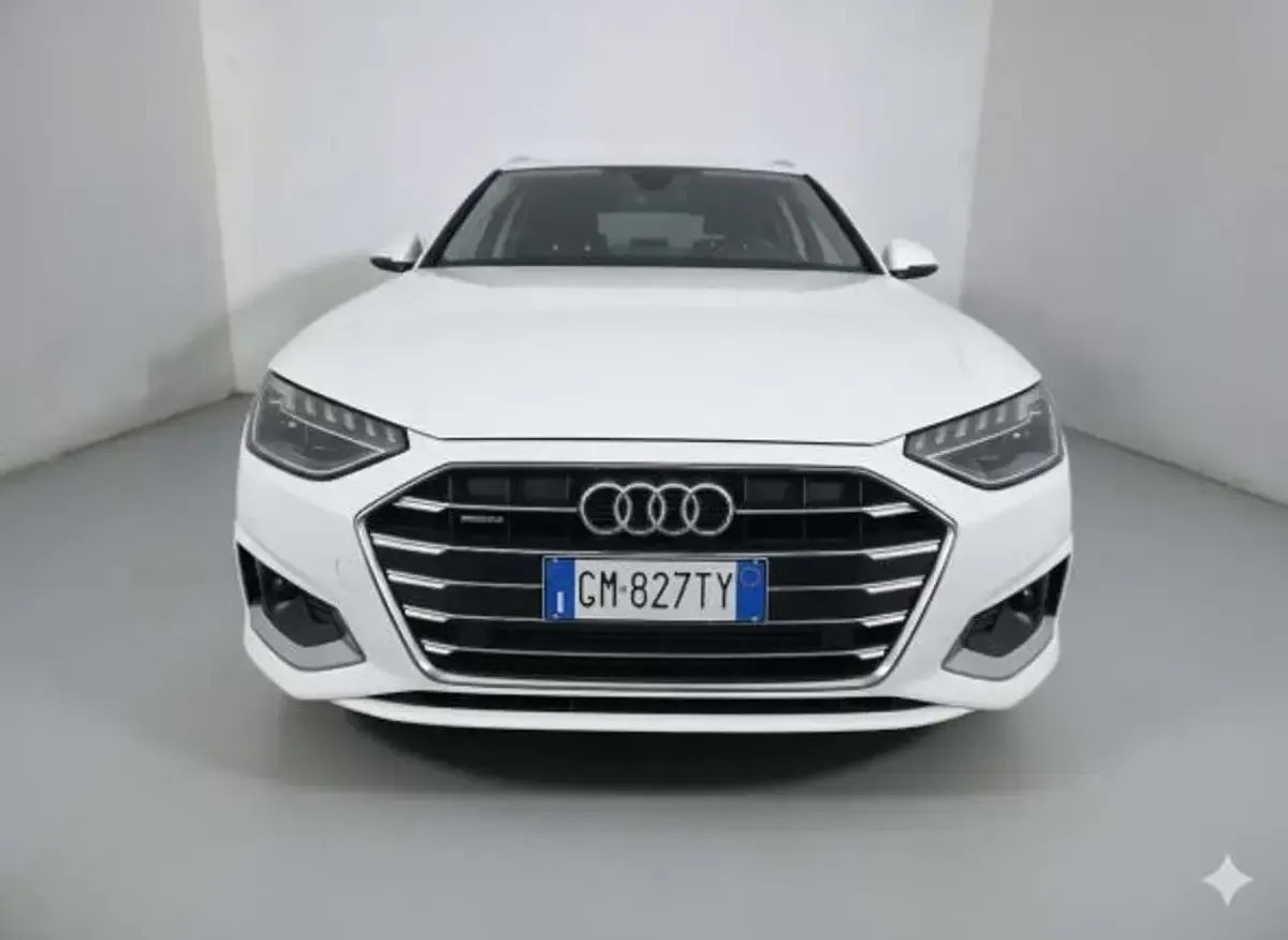 Usata Audi A4 Advanced 136 CV (100 kW) 2023 Bianco Station wagon