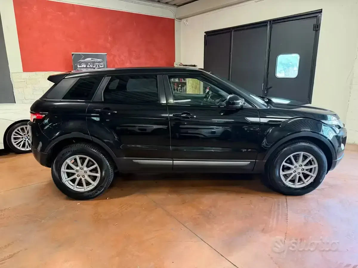 Usata Land Rover Range Rover evoque Pure 150 CV (110 kW) 2014 Nero SUV