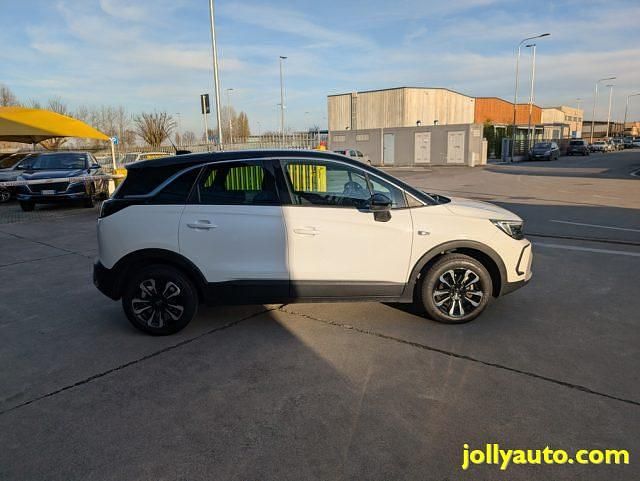 Usata Opel Crossland X Elegance 120 CV (88 kW) 2021 Bianco / pastello SUV