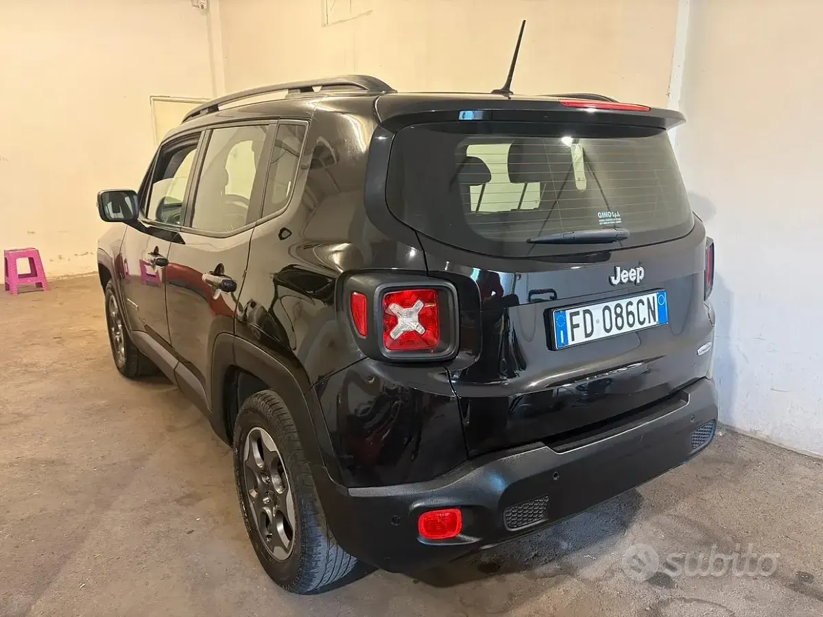 Usata Jeep Renegade 120 CV (88 kW) 2016 Nero SUV