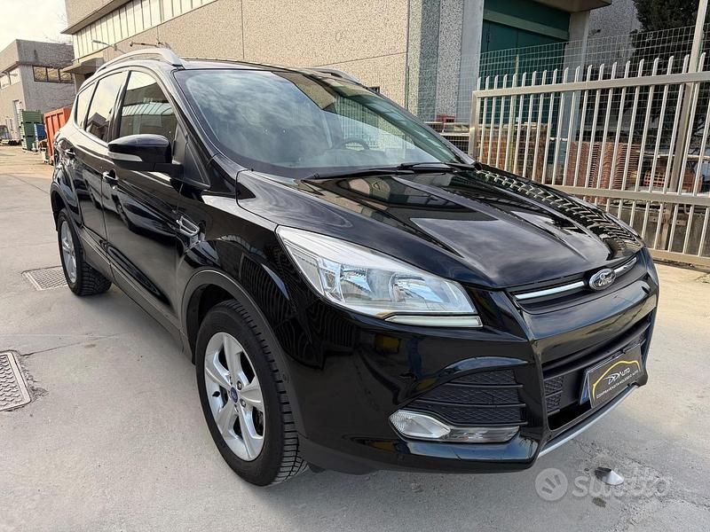 Usata Ford Kuga Titanium 140 CV (102 kW) 2013 Nero SUV