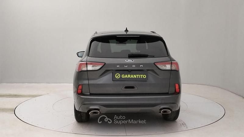 Usata Ford Kuga ST-Line 120 CV (88 kW) 2022 Grigio SUV