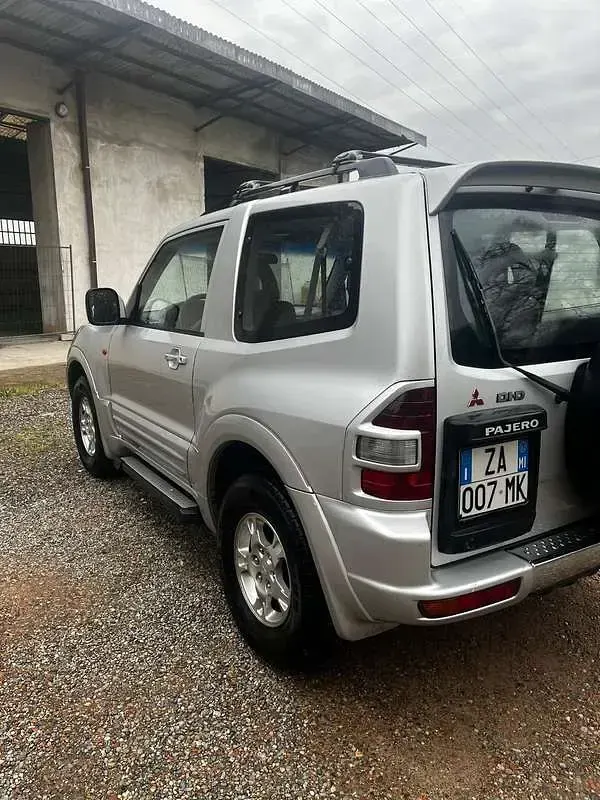 Usata Mitsubishi Pajero 160 CV (117 kW) 2002 SUV