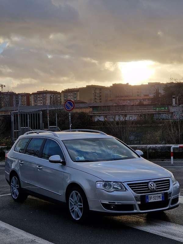 Usata VW Passat Highline 160 CV (117 kW) 2009 Argento Station wagon