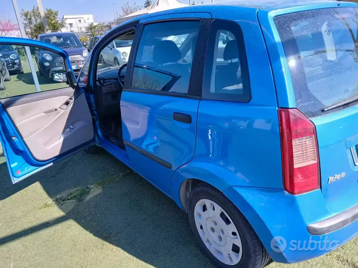 Usata Fiat Idea 2005 Blu Monovolume