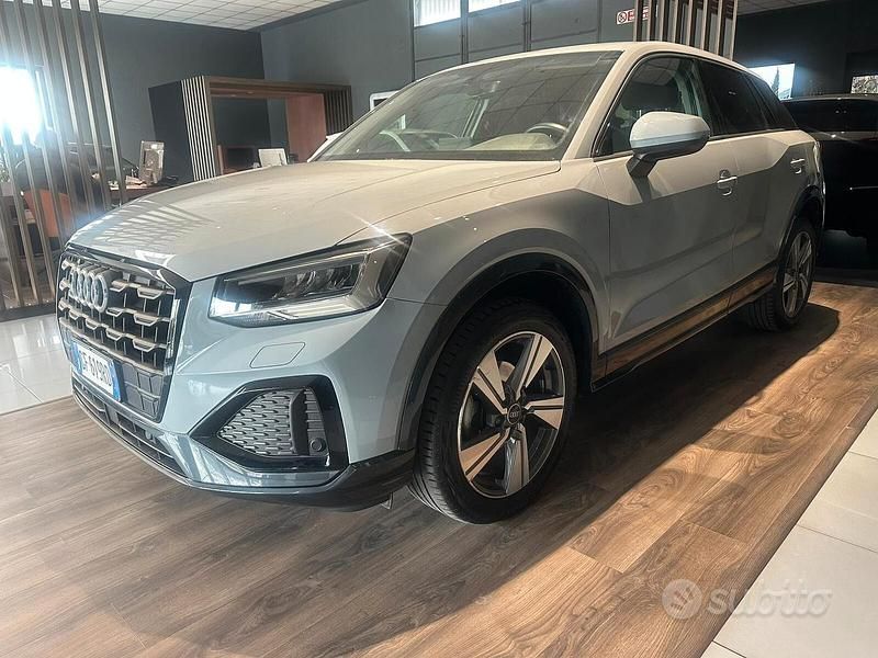 Usata Audi Q2 Admired 150 CV (110 kW) 2021 Grigio SUV