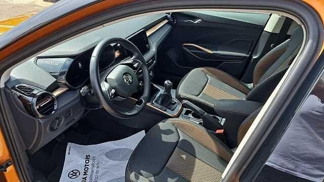 Usata Skoda Fabia Style 95 CV (69 kW) 2022 Arancione Utilitaria