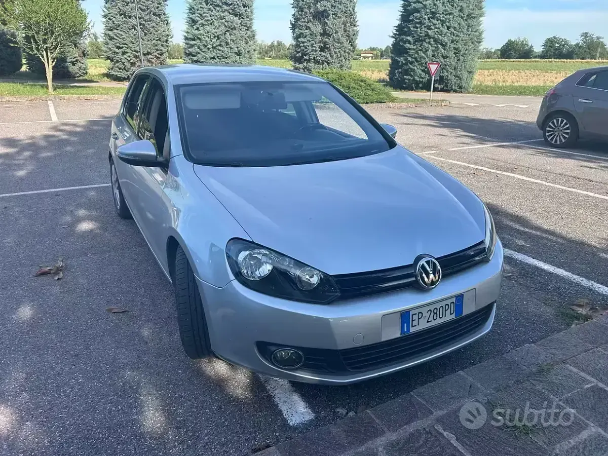 Usata VW Golf VI 105 CV (77 kW) 2011 Grigio Berlina