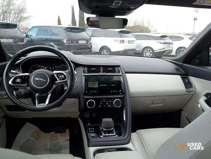 Usata Jaguar E-Pace R-Dynamic 163 CV (119 kW) 2021 Blu SUV