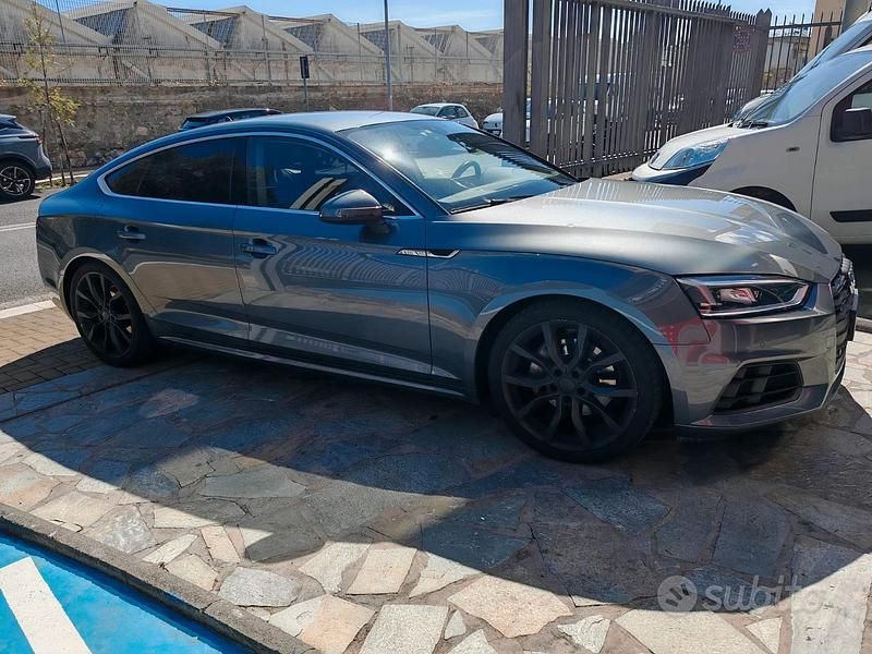 Usata Audi A5 190 CV (139 kW) 2019 Grigio Coupé