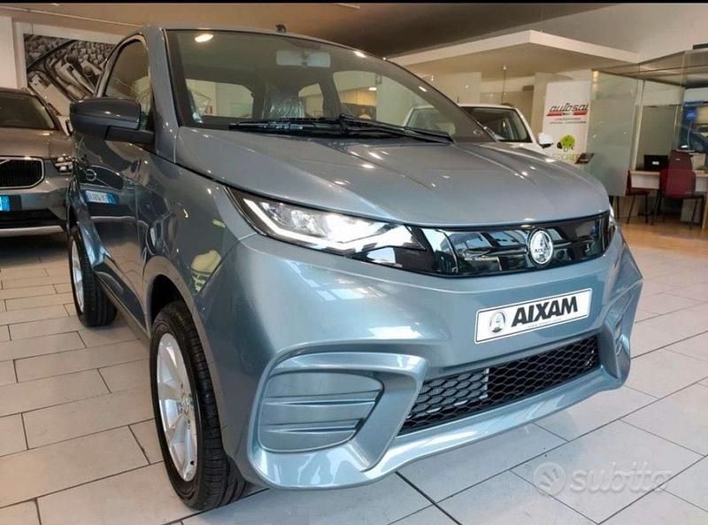 Nuova Aixam City Pack 2025 Grigio Utilitaria