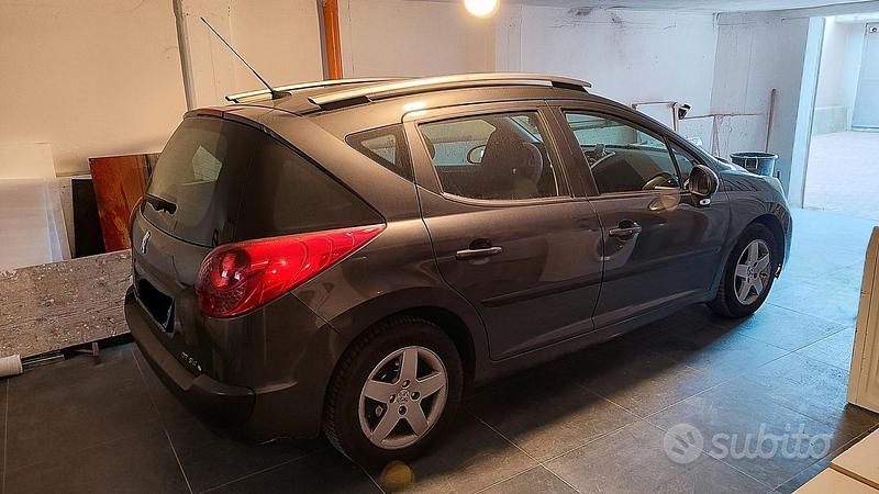 Usata Peugeot 206 90 CV (66 kW) 2010 Grigio Station wagon