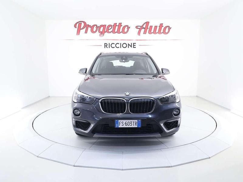 Usata BMW X1 Advantage 140 CV (102 kW) 2018 Black sapphire metallizzato SUV