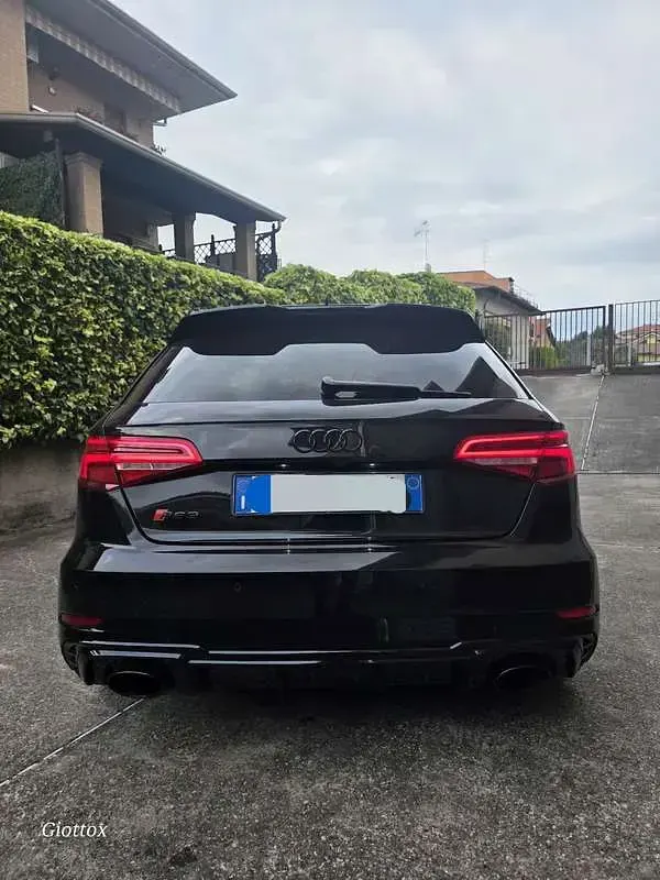 Usata Audi RS3 Ambiente 400 CV (294 kW) 2018 Nero Berlina