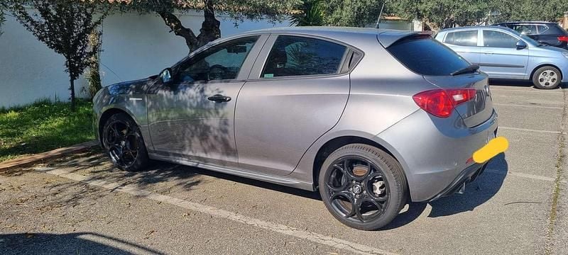Usata Alfa Romeo Giulietta 120 CV (88 kW) 2019 Grigio Utilitaria
