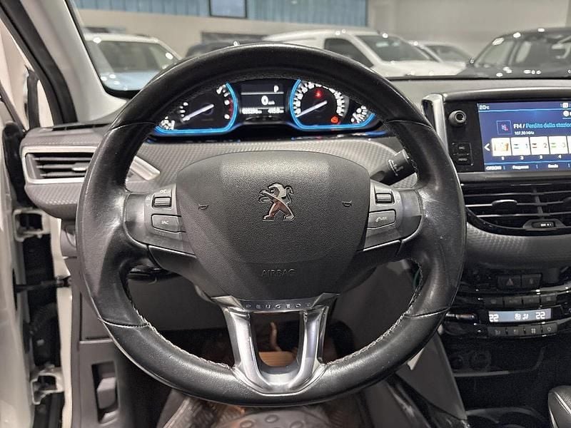 Usata Peugeot 2008 Allure 120 CV (88 kW) 2018 Bianco SUV