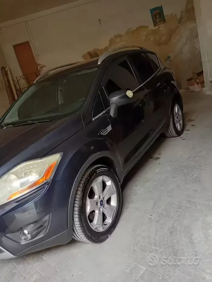 Usata Ford Kuga 136 CV (100 kW) 2009 SUV