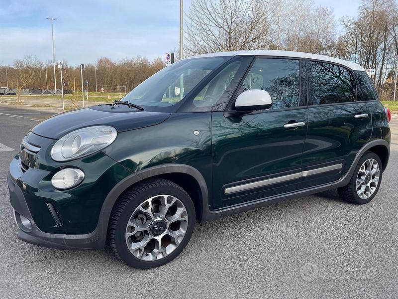 Verde Usata 2015 Fiat 500L Trekking Monovolume | 7990 € (Buon prezzo) - Immagine 1/4