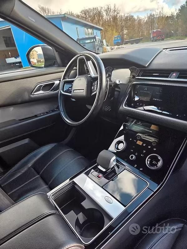 Usata Land Rover Range Rover Velar 404 CV (297 kW) 2021 Grigio SUV