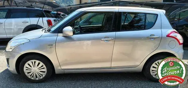 Usata Suzuki Swift Cool 75 CV (55 kW) 2015 Grigio Utilitaria
