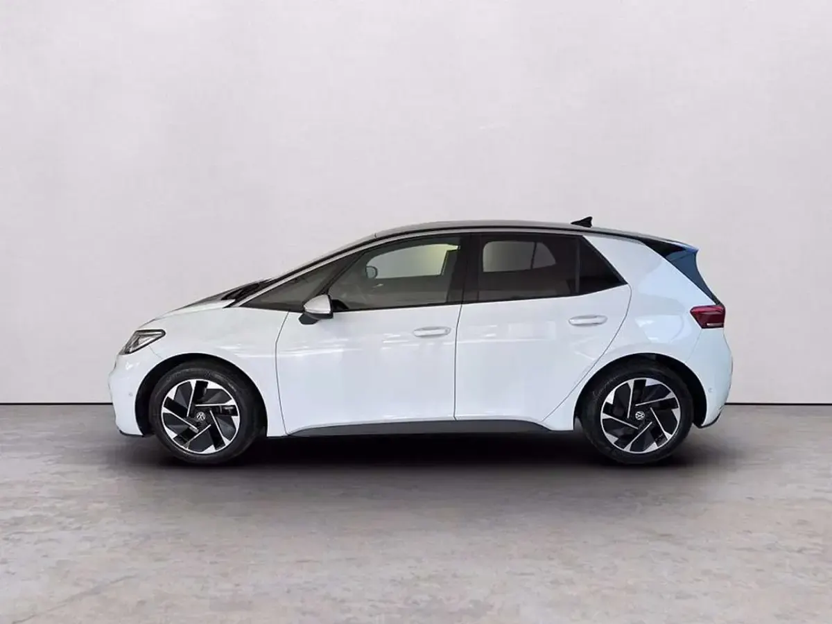 Usata VW ID.3 Pro 150 kW (204 CV) 2025 Grigio Utilitaria