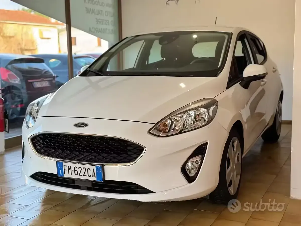 Usata Ford Fiesta Titanium 85 CV (62 kW) 2017 Bianco Utilitaria
