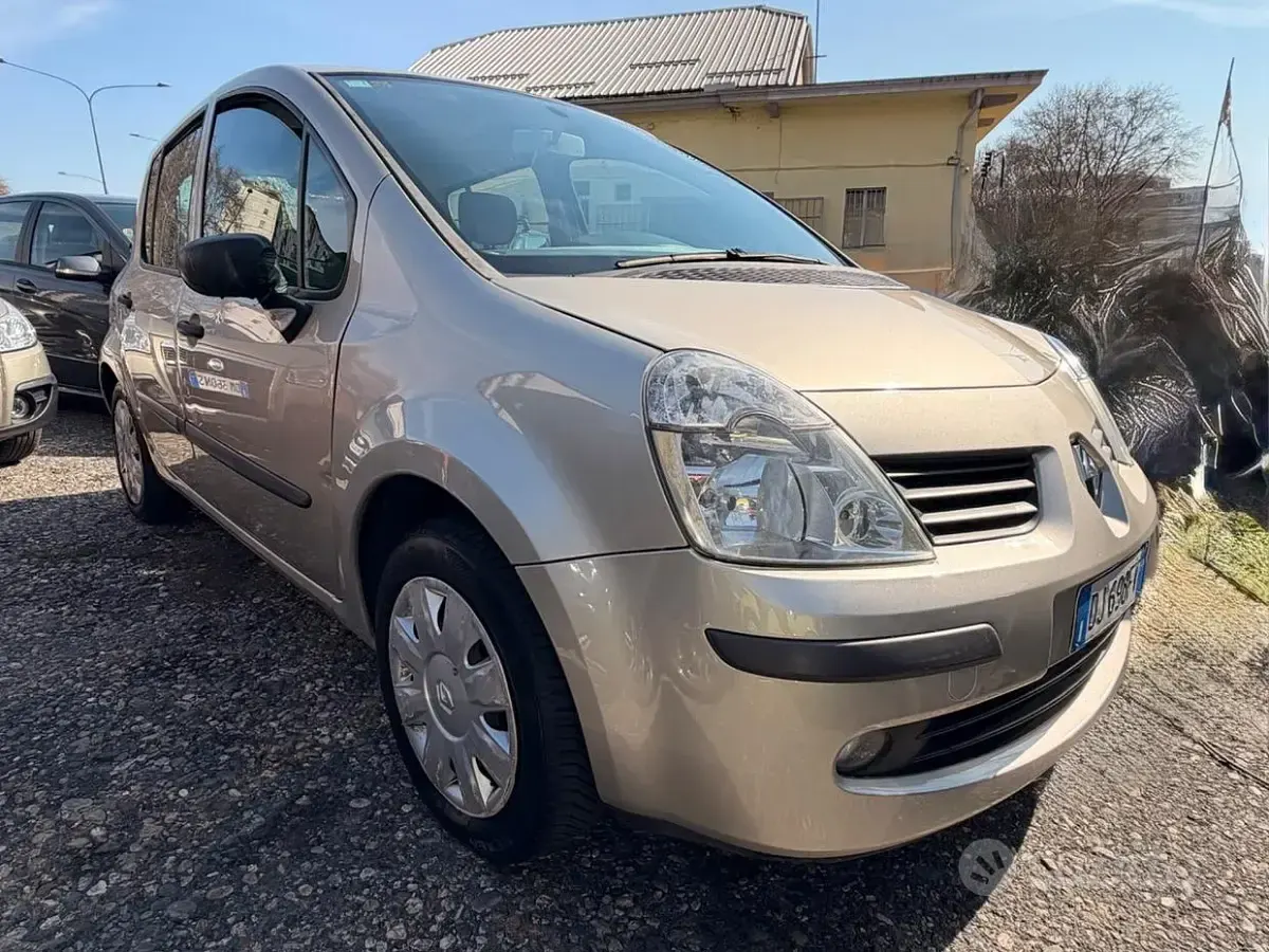 Usata Renault Modus 75 CV (55 kW) 2007 Monovolume
