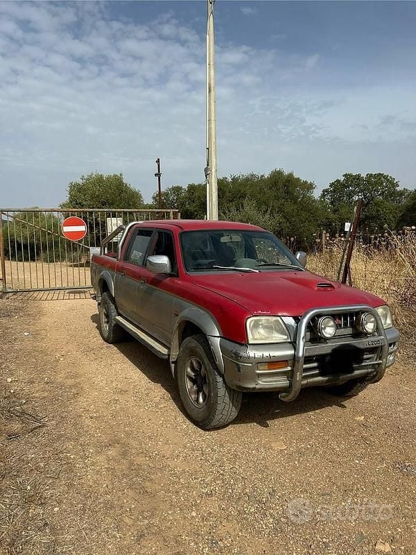 Usata Mitsubishi L200 87 CV (63 kW) 1996 Pick-up