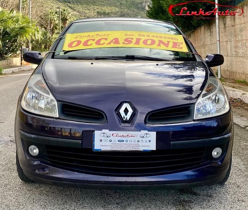 Usata Renault Clio II 75 CV (55 kW) 2007 Viola Berlina