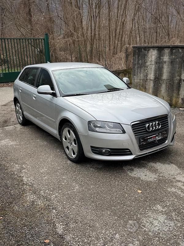 Usata Audi A3 Ambition 90 CV (66 kW) 2010 Grigio Utilitaria