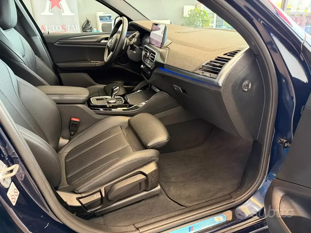 Usata BMW X4 M Sport 184 CV (135 kW) 2022 Bluazzurro SUV