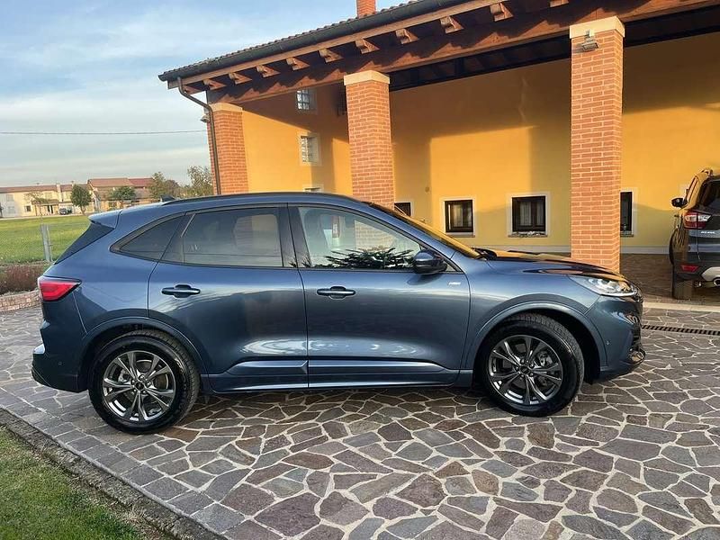 Usata Ford Kuga ST-Line X 152 CV (111 kW) 2020 SUV