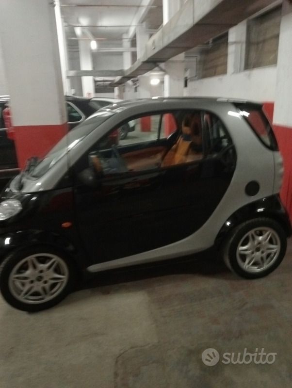 Usata 1999 Smart ForTwo Coupé Due volumi | 1800 € (Cara) - Immagine 1/4