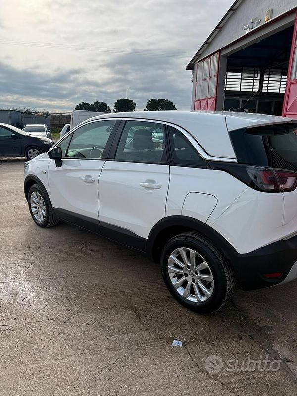 Usata Opel Crossland X Elegance 110 CV (80 kW) 2022 Bianco SUV